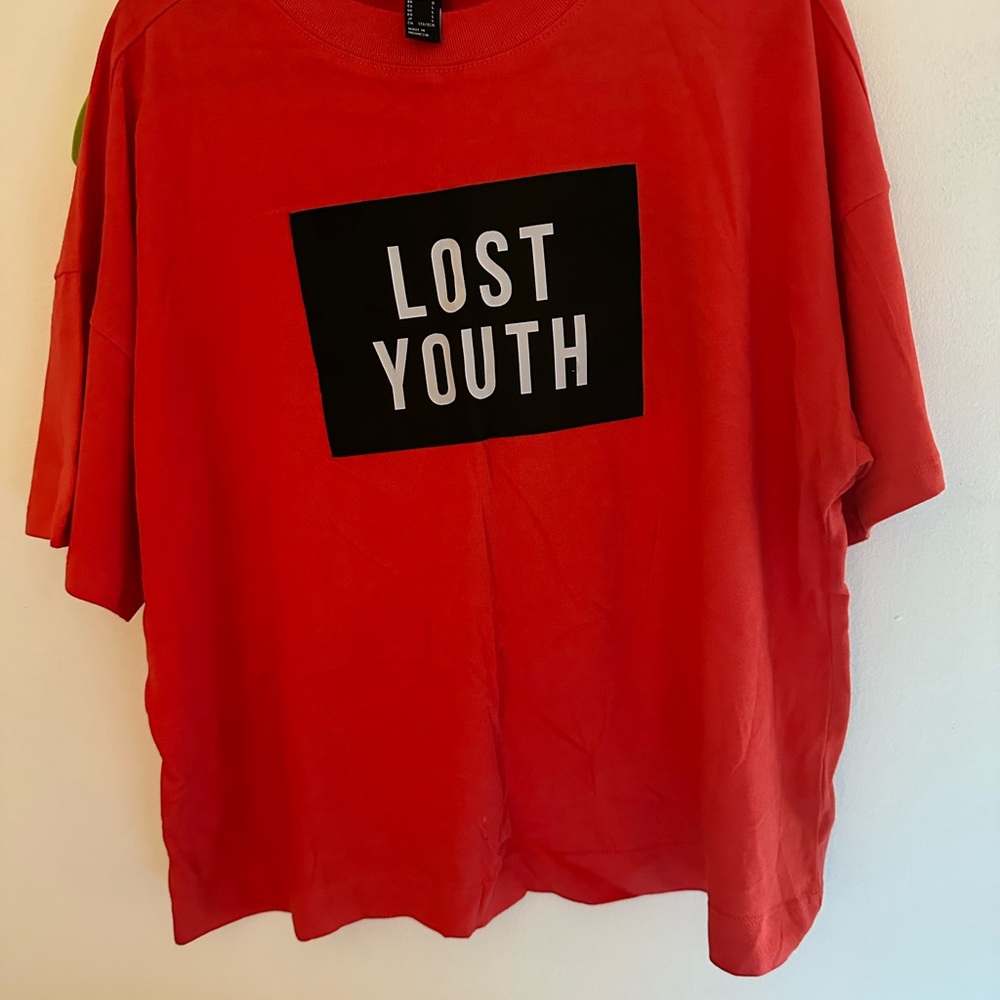 Women tee